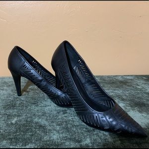 Black Heels 11M